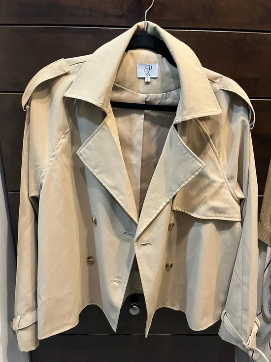 Trending Classic Beige Trench Coat Jacket - perfect for spring. - Picture 1 of 3